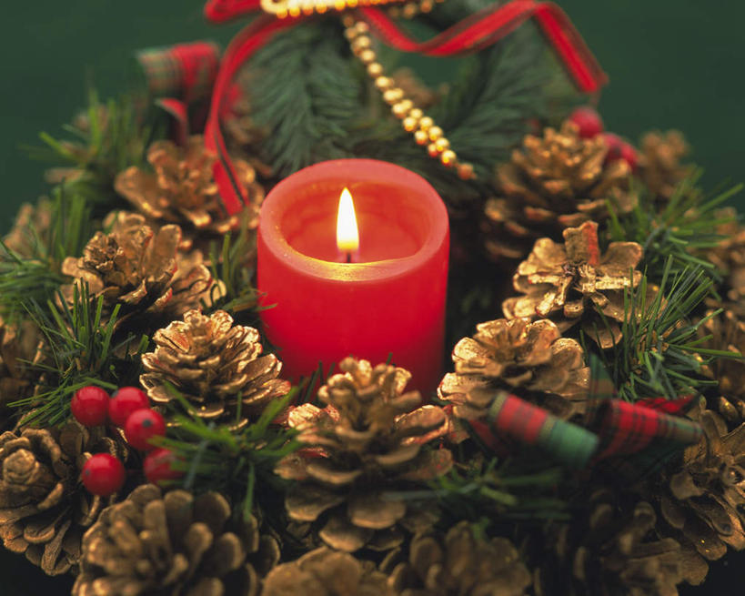 无人,横图,俯视,室内,特写,白天,蜡烛,叶子,圣诞节,许多,绿色背景,节日,朦胧,模糊,庆祝,装饰,英文,标志,花环,火焰,文字,烛光,字符,字母,坚果,绿叶,缎带,燃烧,文化,标识,松叶,一个,点燃,庆典,嫩叶,摄影,影棚,单个,纪念,英文字母,华丽,修饰,圣诞花环,点缀,橡果,橡树果,衬托,美观,雅致,雅观,橡栗,橡实,橡树子,橡子,圣诞花圈,圣诞圈,叶,叶片,彩图,高角度拍摄,影棚拍摄,拍摄