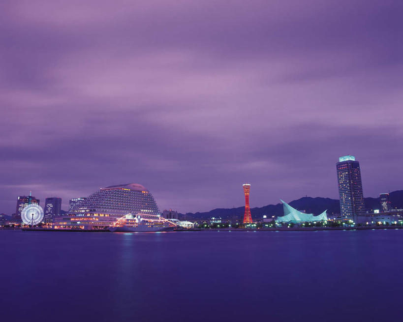 无人,横图,室外,夜晚,正面,旅游,度假,海浪,海洋,标志建筑,道路,地标,建筑,日本,亚洲,信息,浪花,云,云朵,灯塔,交通,云彩,方向,娱乐,建设,蓝色,白云,蓝天,天空,海水,天,享受,休闲,旅游胜地,放松,晴朗,引导,指引,海景,东亚,本州,本州岛,日本国,近畿地方,近畿,兵库,兵库县,马赛克广场,神户,神户港口塔,神户市,神戸,县厅,神戸市,航标,大海,风浪,海,海水的波动,近岸浪,涌浪,晴空,彩图,导航