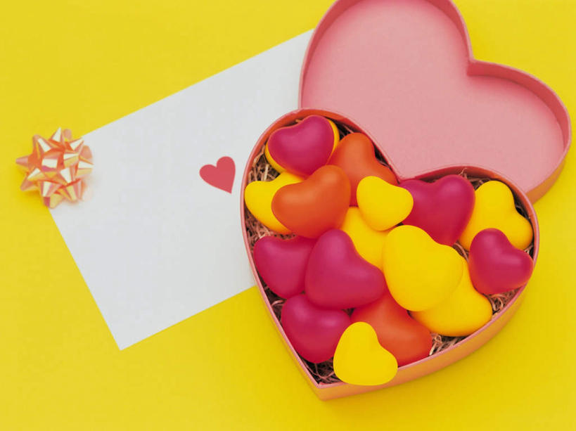 无人,横图,俯视,室内,特写,白天,爱情,一堆,许多,堆叠,堆积,黄色背景,爱心,装饰,信封,食品,糖,糖果,甜点,甜品,软糖,浪漫,食物,黄色,红色,绿色,甜食,温暖,温馨,心形,恩爱,摄影,影棚,堆,华丽,修饰,点缀,和睦,情书,衬托,美观,雅致,雅观,一封,心型,彩图,高角度拍摄,影棚拍摄,拍摄,融洽