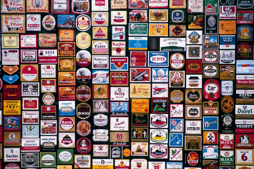 无人,商店,横图,彩色,室外,白天,正面,购物,消费,超市,一排,许多,阴影,整齐,光线,英文,标签,标志,图案,文字,影子,字符,字母,标识,排列,阳光,金融,百货,便利店,英文字母,队列,选购,贸易,血拼,零售店,彩图,店铺,杂货店,杂货铺