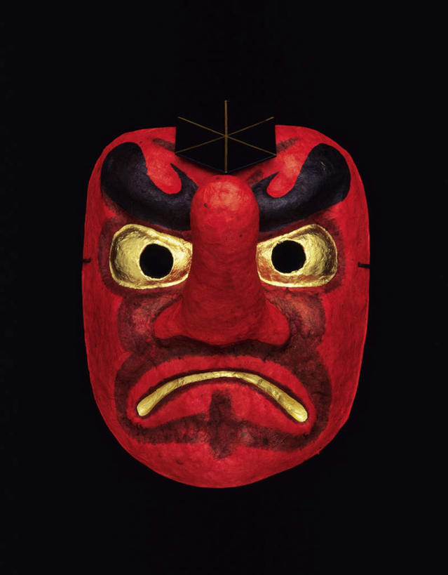 脸,头,眼睛,嘴,脸颊,眉毛,睫毛,无人,竖图,室内,特写,白天,正面,瞳孔,黑色背景,面具,注视,一个,红色,黑色,观察,看,眼部,单个,观看,察看,恐怖,关注,瞪眼,凶狠,头部,口,口腔,脸部,脸蛋,眉,面部,眼,眼眉,嘴巴,嘴唇,彩图,眼眉毛