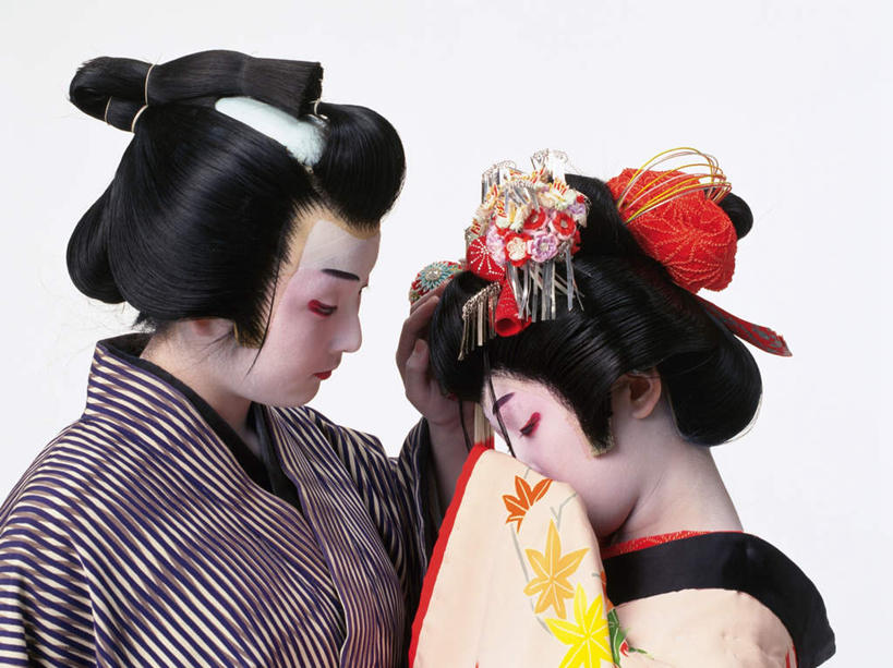 东方人,脸,头,脸颊,两个人,伙伴,朋友,演员,电影明星,站,摸,横图,室内,特写,白天,白色背景,侧面,民族服装,友谊,合作,团队,日本,亚洲,表演,抚摸,和服,注视,黄种人,肩膀,扮演,看,站着,战略,遮,遮掩,摄影,服饰,影棚,观看,演出,掩盖,遮挡,关注,东亚,遮盖,吴服,唐草,唐花,唐锦,日本国,联合,合谋,掩饰,配合,协作,友情,男人,男性,年轻男性,亚洲人,头部,脸部,脸蛋,面部,影视明星,触摸,接触,站立,半身,彩图,影棚拍摄,传统服装,民俗服,拍摄,歌舞伎