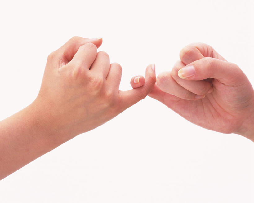 东方人,手,小指,两个人,横图,室内,白天,白色背景,正面,爱情,亚洲,拉钩,浪漫,黄种人,拉勾,手势,温暖,温馨,手部,手指,恩爱,恋人,摄影,影棚,单手,和睦,誓言,诺言,许诺,约定,打勾勾,年轻女性,女人,女性,亚洲人,情侣,半身,彩图,影棚拍摄,拍摄,伴侣,融洽