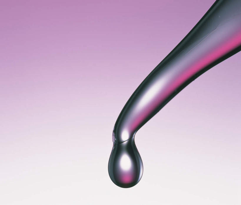 无人,横图,室内,特写,白天,正面,水,一滴,粉色背景,液体,水滴,银色,摄影,影棚,彩图,影棚拍摄,拍摄