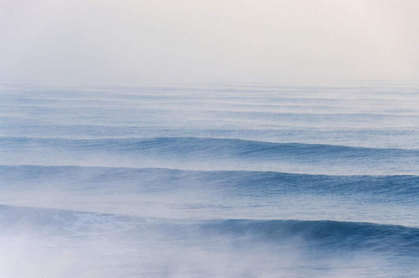 无人,横图,俯视,室外,白天,旅游,度假,海浪,海洋,美景,水,雾,日本,亚洲,飞溅,朦胧,模糊,溅,液体,景观,浪花,水滴,清晨,娱乐,水珠,自然,海水,享受,休闲,景色,放松,迷雾,喷洒,自然风光,海景,东亚,本州,茨城,茨城县,关东地方,本州岛,日本国,大洗町,大海,风浪,海,海水的波动,近岸浪,涌浪,大雾,彩图,高角度拍摄