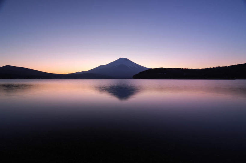 无人,横图,室外,白天,正面,旅游,度假,湖,湖泊,火山,美景,日落,水,富士山,静冈县,日本,亚洲,阴影,反射,影子,地平线,湖面,景观,水流,水面,晚霞,霞光,落日,辽阔,地面,娱乐,自然,黄昏,享受,休闲,广阔,景色,彩霞,放松,一望无际,自然风光,延伸,东亚,本州,本州岛,日本国,中部地方,静冈,山梨,山梨县,天地相交,富士五湖,山中湖,无边无际,一马平川,夕照,活火山,死火山,休眠火山,夕阳,彩图,斜阳