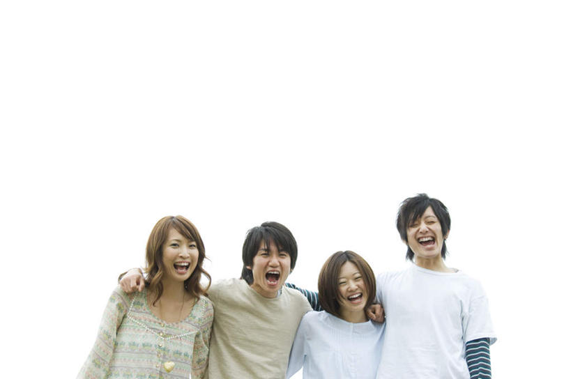 东方人,四个人,伙伴,朋友,站,笑,微笑,露齿笑,横图,室外,白天,仰视,爱情,友谊,亚洲,服装,朦胧,模糊,浪漫,注视,休闲装,黄种人,衣服,蓝色,蓝天,天空,天,观察,看,站着,休闲,温暖,温馨,休闲服,恩爱,恋人,服饰,晴朗,观看,和睦,察看,关注,万里无云,友情,男人,男性,年轻男性,年轻女性,女人,女性,亚洲人,情侣,晴空,晴空万里,站立,半身,彩图,低角度拍摄,伴侣,融洽