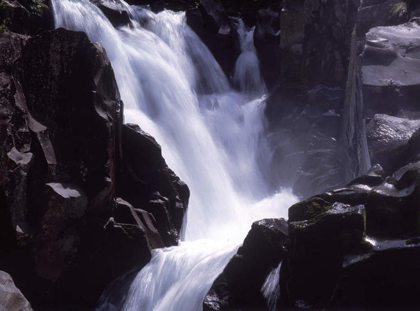 无人,横图,室外,白天,正面,长时间曝光,旅游,度假,石头,美景,瀑布,水,秋田县,日本,亚洲,飞溅,溅,石子,液体,景观,水滴,娱乐,水珠,自然,享受,休闲,景色,放松,喷洒,自然风光,曝光,东亚,本州,本州岛,日本国,秋田,东北地方,暴光,跌水,石块,岩石,彩图