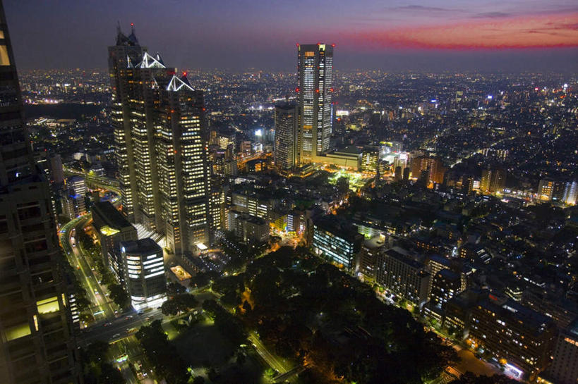 无人,高楼大厦,横图,俯视,航拍,室外,夜晚,旅游,度假,美景,大桥,大厦,道路,建筑,立交桥,路,摩天大楼,桥梁,公路,照明,东京,日本,亚洲,黑色背景,壁灯,景观,高架,斜拉桥,桥,灯光,交通,新宿,娱乐,灯,黑色,天空,自然,灯具,天,享受,休闲,景色,放松,照亮,照明设备,鸟瞰,自然风光,东亚,本州,关东地方,本州岛,日本国,东京都,新宿区,县厅,东京市,马路,彩图,高角度拍摄,大楼,高层建筑,高楼,摩天楼