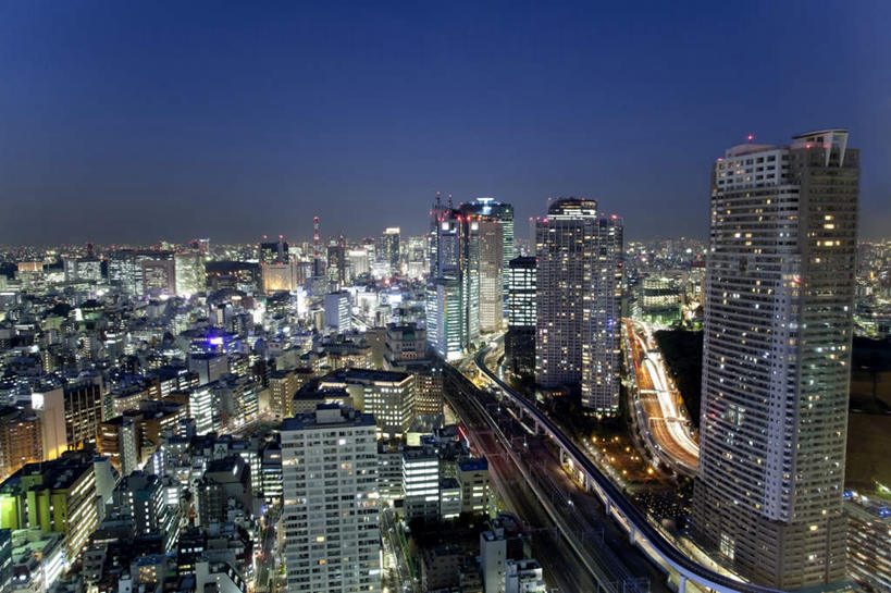 无人,高楼大厦,横图,俯视,航拍,室外,夜晚,旅游,度假,草地,草坪,美景,植物,大桥,大厦,建筑,立交桥,路灯,摩天大楼,桥梁,照明,东京,日本,亚洲,阴影,反射,影子,景观,高架,斜拉桥,桥,灯光,娱乐,灯,草,树,树木,蓝色,绿色,蓝天,天空,自然,天,享受,休闲,景色,放松,生长,成长,照亮,照明设备,鸟瞰,自然风光,东亚,本州,关东地方,本州岛,日本国,东京都,彩图,高角度拍摄,大楼,高层建筑,高楼,摩天楼