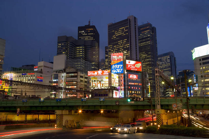 无人,高楼大厦,横图,室外,夜晚,正面,度假,草地,草坪,美景,植物,城市风光,城市,大桥,大厦,建筑,立交桥,路灯,摩天大楼,桥梁,汽车,照明,东京,日本,亚洲,景观,高架,斜拉桥,桥,灯光,娱乐,车,灯,草,树,树木,绿色,黑色,天空,自然,交通工具,轿车,天,驾驶,行驶,享受,休闲,景色,放松,生长,成长,操纵,照亮,控制,照明设备,载具,东亚,操控,本州,关东地方,本州岛,日本国,东京都,把持,彩图,大楼,高层建筑,高楼,摩天楼