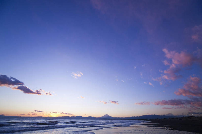 无人,横图,室外,白天,正面,旅游,度假,日出,海浪,海洋,美景,沙滩,水,太阳,神奈川,日本,亚洲,阴影,飞溅,溅,光线,沙子,液体,影子,海岸,景观,浪花,水滴,云,云朵,朝霞,晨曦,黎明,沙地,神奈川县,云彩,娱乐,水珠,蓝色,白云,蓝天,天空,阳光,自然,海水,天,享受,休闲,景色,放松,喷洒,自然风光,海景,东亚,本州,关东地方,本州岛,日本国,大海,风浪,海,海水的波动,海滩,近岸浪,涌浪,朝阳,彩图,破晓