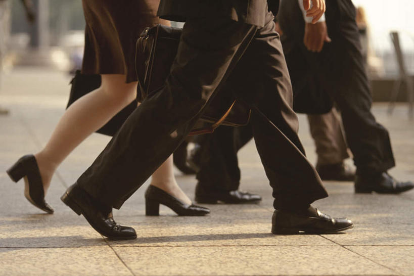 西方人,商务人士,商务男性,商务女性,走,横图,室外,白天,侧面,衬衫,职员,欧洲,纽约,美国,欧洲人,套装,许多人,一群人,北美,北美洲,美洲,商务装,工薪阶层,纽约州,帝国之州,帝国州,北亚美利加洲,亚美利加洲,男人,男性,年轻男性,年轻女性,女人,女性,白种人,白领,商人,上班族,步行,散步,走路,半身,彩图,衬衣,白领阶层,办公室职员