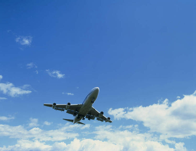 无人,横图,室外,白天,仰视,飞机,北海道,日本,亚洲,云,云朵,云彩,航空,蓝色,白云,蓝天,天空,交通工具,天,晴朗,客机,载具,东亚,日本国,北海道地方,北海道岛,晴空,彩图,低角度拍摄