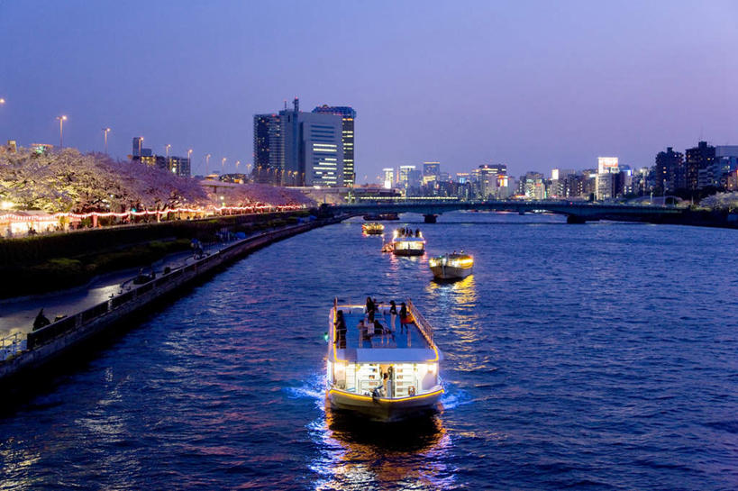 无人,高楼大厦,横图,室外,夜晚,正面,旅游,度假,草地,草坪,河流,美景,水,植物,城市风光,城市,大桥,大厦,建筑,立交桥,轮船,摩天大楼,桥梁,船,东京,日本,亚洲,朦胧,模糊,河水,景观,水流,高架,斜拉桥,桥,游艇,娱乐,建设,草,蓝色,绿色,蓝天,天空,交通工具,天,享受,休闲,景色,放松,晴朗,四艘,载具,东亚,本州,万里无云,关东地方,本州岛,日本国,东京都,晴空,晴空万里,彩图,大楼,高层建筑,高楼,摩天楼