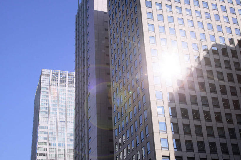 无人,高楼大厦,横图,室外,白天,仰视,度假,美景,窗户,城市风光,城市,大厦,建筑,摩天大楼,东京,日本,亚洲,一排,许多,阴影,整齐,光线,影子,景观,云,云朵,云彩,娱乐,玻璃窗,排列,蓝色,白云,蓝天,天空,阳光,天,享受,休闲,景色,放松,队列,东亚,本州,关东地方,本州岛,日本国,东京都,彩图,低角度拍摄,大楼,高层建筑,高楼,摩天楼