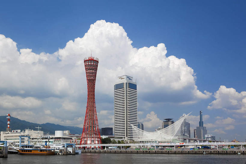 无人,高楼大厦,横图,室外,白天,正面,度假,草地,草坪,河流,美景,水,植物,城市风光,标志建筑,城市,大厦,道路,地标,建筑,路,轮船,摩天大楼,船,日本,亚洲,一座,阴影,光线,影子,河水,景观,水流,云,云朵,小路,交通,云彩,娱乐,建设,草,树,树木,红色,蓝色,绿色,白云,蓝天,天空,阳光,自然,瞭望塔,交通工具,天,享受,休闲,景色,放松,乡间小路,生长,成长,载具,东亚,本州,本州岛,日本国,近畿地方,近畿,兵库,兵库县,神户,神户市,神戸,县厅,神戸市,神户塔,彩图,大楼,高层建筑,高楼,摩天楼