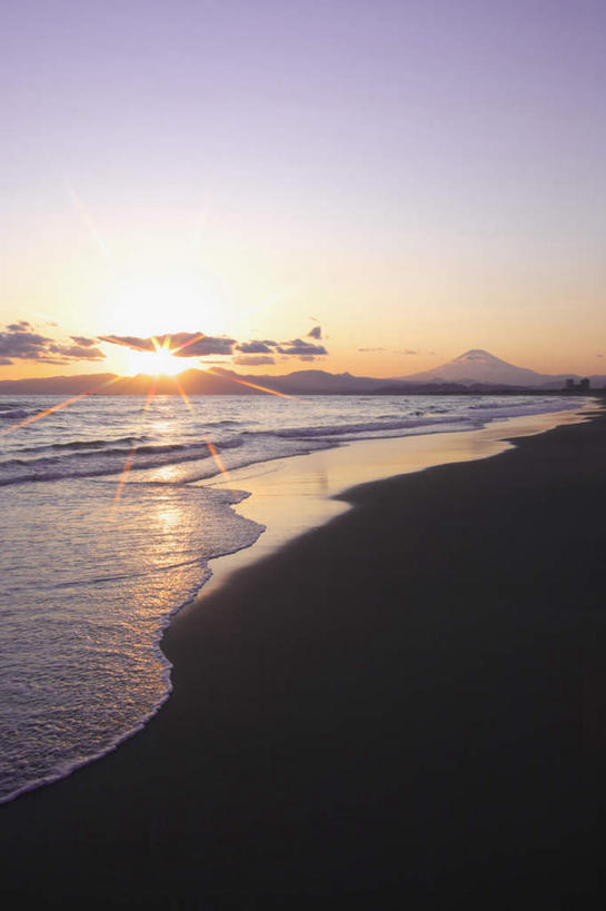 无人,竖图,俯视,室外,白天,旅游,度假,海浪,海洋,美景,日落,沙滩,太阳,神奈川,日本,亚洲,沙子,海岸,景观,浪花,水平线,晚霞,霞光,落日,辽阔,海平线,沙地,神奈川县,背光,娱乐,自然,海水,黄昏,享受,休闲,广阔,景色,彩霞,放松,一望无际,自然风光,逆光,海景,东亚,本州,关东地方,本州岛,日本国,无边无际,一马平川,夕照,大海,风浪,海,海水的波动,海滩,近岸浪,涌浪,夕阳,彩图,高角度拍摄,水天相接,水天一线,斜阳