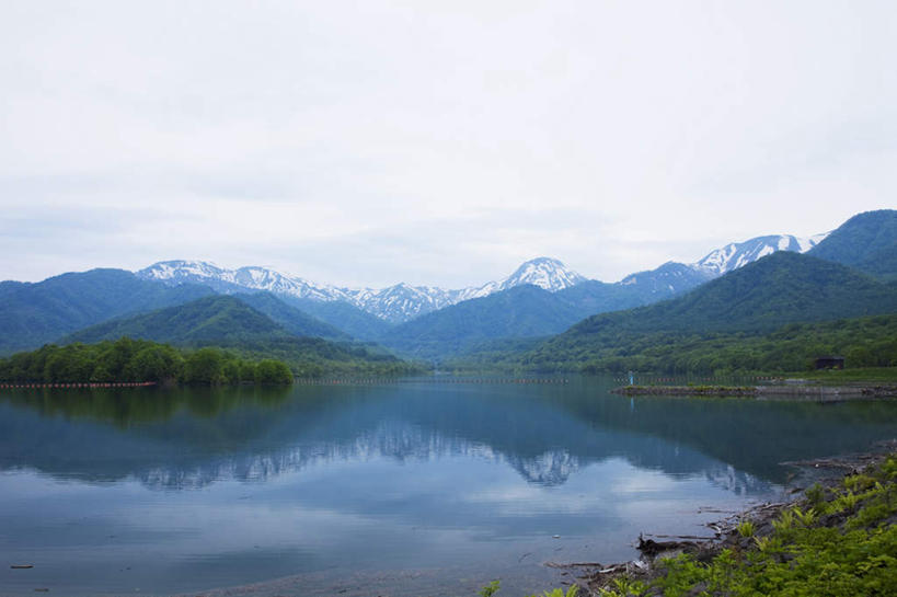 无人,栏杆,横图,室外,白天,正面,旅游,度假,美景,山,树林,雪,植物,大雪,长野县,日本,亚洲,许多,阴影,光线,影子,积雪,景观,山峰,雪景,云,云朵,冬季,冬天,围栏,山峦,云彩,娱乐,护栏,树,树木,蓝色,绿色,白云,蓝天,天空,阳光,自然,天,享受,休闲,景色,放松,寒冷,生长,晴朗,成长,自然风光,东亚,本州,本州岛,日本国,中部地方,长野,严寒,晴空,彩图