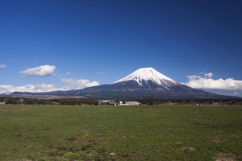 无人,家,横图,室外,白天,正面,旅游,度假,草地,草坪,美景,山,树林,雪,植物,大雪,静冈县,日本,亚洲,许多,房屋,屋子,积雪,景观,山峰,雪景,云,云朵,冬季,冬天,山峦,云彩,娱乐,楼房,住宅,草,树,树木,蓝色,绿色,白云,蓝天,天空,自然,天,享受,休闲,景色,放松,寒冷,生长,晴朗,成长,自然风光,东亚,本州,本州岛,日本国,中部地方,静冈,严寒,晴空,彩图,房子