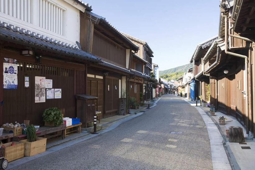 无人,横图,俯视,室外,白天,度假,美景,山,山脉,植物,城市风光,城市,道路,路,日本,亚洲,阴影,光线,盆栽,影子,景观,山峰,小路,盆景,交通,山峦,娱乐,蓝色,绿色,蓝天,天空,阳光,自然,群山,天,享受,休闲,景色,放松,生长,晴朗,成长,东亚,本州,万里无云,三重县,本州岛,日本国,近畿地方,近畿,三重,晴空,晴空万里,彩图,高角度拍摄