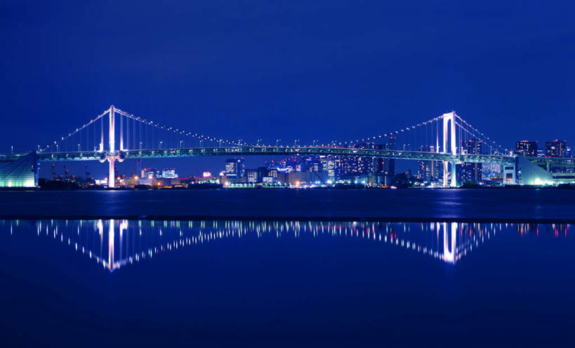 无人,高楼大厦,横图,室外,夜晚,正面,度假,海浪,海洋,美景,城市风光,城市,大桥,大厦,建筑,立交桥,摩天大楼,桥梁,夜景,东京,日本,亚洲,平静,景观,浪花,高架,建筑群,斜拉桥,桥,彩虹大桥,娱乐,建设,蓝色,倒影,蓝天,天空,海水,天,享受,休闲,景色,安静,放松,晴朗,宁静,静谧,海景,东亚,本州,万里无云,关东地方,本州岛,日本国,东京都,镇静,日本彩虹大桥,灯火辉煌,冷静,沉静,繁荣,安祥,僻静,清静,太平,大海,风浪,海,海水的波动,近岸浪,涌浪,晴空,晴空万里,彩图,大楼,高层建筑,高楼,摩天楼