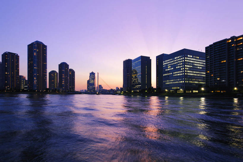 无人,高楼大厦,横图,室外,白天,正面,度假,海浪,海洋,美景,日落,太阳,城市风光,城市,大厦,建筑,摩天大楼,东京,日本,亚洲,阴影,波纹,光线,影子,景观,浪花,晚霞,霞光,建筑群,涟漪,江东区,娱乐,建设,蓝色,蓝天,水纹,天空,阳光,海水,黄昏,波浪,天,享受,休闲,景色,彩霞,放松,晴朗,海景,东亚,本州,万里无云,关东地方,本州岛,日本国,东京都,水晕,灯火辉煌,繁荣,大海,风浪,海,海水的波动,近岸浪,涌浪,晴空,晴空万里,夕阳,彩图,大楼,高层建筑,高楼,摩天楼