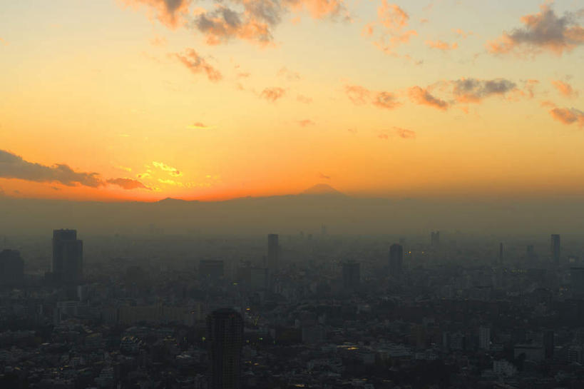 无人,高楼大厦,横图,俯视,航拍,室外,白天,度假,美景,日落,太阳,城市风光,城市,大厦,建筑,摩天大楼,东京,日本,亚洲,阴影,光线,影子,景观,晚霞,霞光,云,云朵,建筑群,云彩,娱乐,建设,蓝色,白云,蓝天,天空,阳光,黄昏,天,享受,休闲,景色,彩霞,放松,晴朗,鸟瞰,东亚,本州,关东地方,本州岛,日本国,东京都,县厅,港区,东京市,晴空,夕阳,彩图,高角度拍摄,大楼,高层建筑,高楼,摩天楼