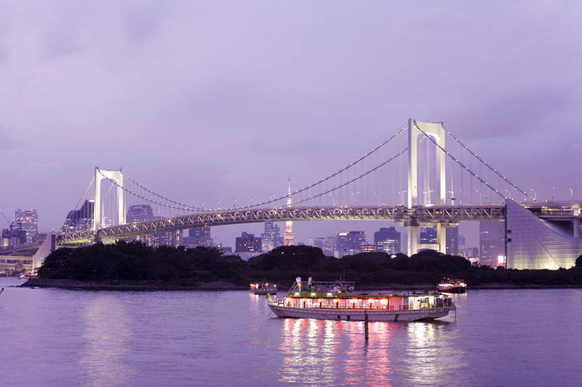 无人,高楼大厦,横图,全景,室外,夜晚,正面,度假,海浪,海洋,美景,天际线,植物,城市风光,城市,大桥,大厦,建筑,立交桥,摩天大楼,桥梁,夜景,船,东京,日本,亚洲,一艘,波纹,景观,浪花,云,云朵,高架,建筑群,斜拉桥,桥,彩虹大桥,涟漪,云彩,娱乐,建设,游轮,游船,树,树木,蓝色,绿色,白云,蓝天,水纹,天空,自然,海水,交通工具,波浪,天,享受,休闲,景色,放松,生长,晴朗,成长,载具,海景,东亚,本州,关东地方,本州岛,日本国,东京都,水晕,日本彩虹大桥,灯火辉煌,旅游船,繁荣,大海,风浪,海,海水的波动,近岸浪,涌浪,晴空,彩图,大楼,高层建筑,高楼,摩天楼