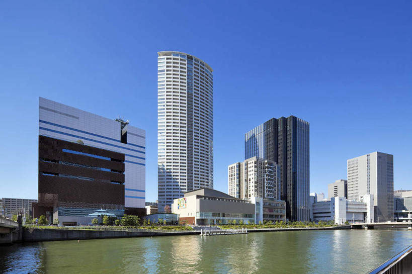 无人,高楼大厦,横图,室外,白天,仰视,度假,河流,美景,水,天际线,城市风光,城市,大厦,建筑,摩天大楼,日本,亚洲,许多,阴影,波纹,反射,影子,河水,景观,水流,涟漪,娱乐,建设,蓝色,倒影,蓝天,水纹,天空,波浪,天,享受,休闲,景色,放松,大阪,晴朗,倒映,东亚,本州,万里无云,大阪府,本州岛,日本国,近畿地方,近畿,水晕,反照,晴空,晴空万里,彩图,低角度拍摄,大楼,高层建筑,高楼,摩天楼