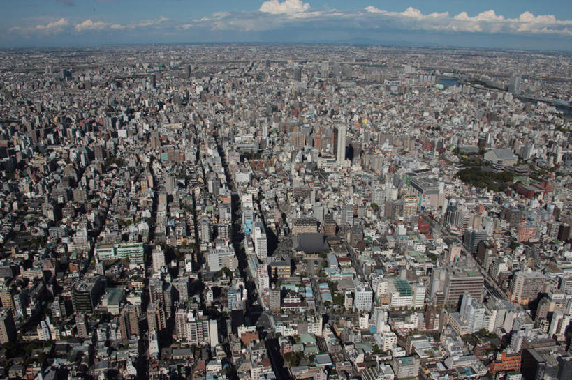 无人,高楼大厦,横图,全景,俯视,航拍,室外,白天,度假,美景,树林,天际线,植物,城市风光,城市,大厦,道路,建筑,路,摩天大楼,公路,汽车,东京,日本,亚洲,阴影,光线,影子,景观,云,云朵,建筑群,交通,云彩,娱乐,建设,车,树,树木,蓝色,绿色,白云,蓝天,天空,阳光,自然,交通工具,轿车,天,享受,休闲,景色,放松,生长,晴朗,成长,鸟瞰,载具,东亚,本州,关东地方,本州岛,日本国,东京都,浅草,台东区,晴空,马路,彩图,高角度拍摄,大楼,高层建筑,高楼,摩天楼