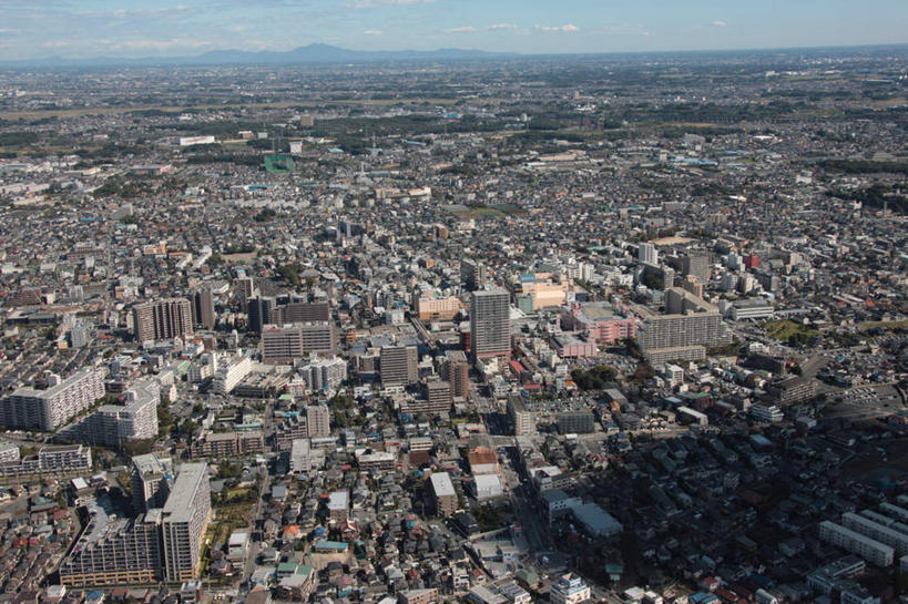无人,家,横图,全景,俯视,航拍,室外,白天,旅游,度假,美景,树林,天际线,植物,别墅,城市风光,城市,道路,建筑,路,公路,日本,亚洲,阴影,光线,影子,房屋,屋子,地平线,景观,云,云朵,公寓,建筑群,辽阔,地面,交通,云彩,娱乐,建设,洋房,楼房,住宅,树,树木,蓝色,绿色,白云,蓝天,天空,阳光,自然,天,享受,休闲,景色,放松,生长,晴朗,成长,一望无际,鸟瞰,延伸,东亚,本州,关东地方,本州岛,日本国,天地相交,崎玉,崎玉县,晴空,马路,彩图,高角度拍摄,房子