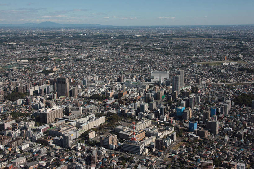 无人,家,横图,全景,俯视,航拍,室外,白天,旅游,度假,美景,树林,天际线,植物,别墅,城市风光,城市,道路,建筑,路,公路,日本,亚洲,阴影,光线,影子,房屋,屋子,地平线,景观,云,云朵,公寓,建筑群,辽阔,地面,交通,云彩,娱乐,建设,洋房,楼房,住宅,树,树木,蓝色,绿色,白云,蓝天,天空,阳光,自然,天,享受,休闲,景色,放松,生长,晴朗,成长,一望无际,鸟瞰,延伸,东亚,本州,关东地方,本州岛,日本国,天地相交,崎玉,崎玉县,晴空,马路,彩图,高角度拍摄,房子