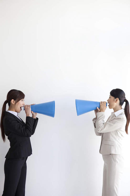 东方人,两个人,同事,商务人士,商务女性,站,竖图,室内,白天,白色背景,侧面,成功,合作,团队,集体,信心,亚洲,套装,注视,黄种人,喇叭,队伍,相视,两个,蓝色,吹,观察,看,站着,面对面,摄影,影棚,观看,对视,察看,领导,成就,关注,相对,商务装,合伙,领袖,工薪阶层,相看,年轻女性,女人,女性,亚洲人,白领,上班族,站立,半身,彩图,影棚拍摄,拍摄