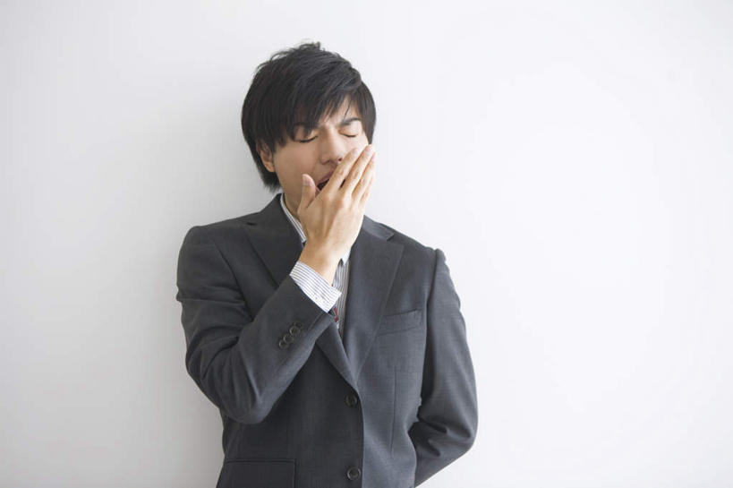 东方人,一个人,商务人士,商务男性,站,横图,室内,白天,白色背景,正面,衬衫,亚洲,仅一个男性,仅一个人,套装,拿,拿着,黄种人,仅一个年轻男性,打哈欠,站着,摄影,影棚,商务装,工薪阶层,背手,男人,男性,年轻男性,亚洲人,白领,上班族,站立,半身,彩图,影棚拍摄,衬衣,拍摄