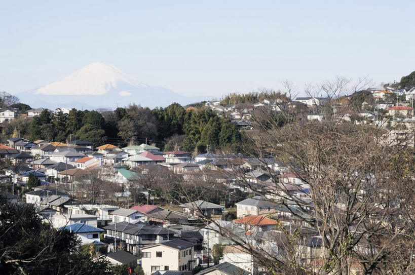 无人,家,横图,俯视,室外,白天,火山,美景,山,山脉,树林,植物,富士山,神奈川,日本,亚洲,阴影,光线,影子,房屋,屋子,景观,山峰,山峦,神奈川县,楼房,住宅,树,树木,蓝色,绿色,蓝天,天空,自然,群山,天,景色,生长,成长,自然风光,东亚,镰仓,本州,关东地方,本州岛,日本国,活火山,死火山,休眠火山,彩图,高角度拍摄,房子