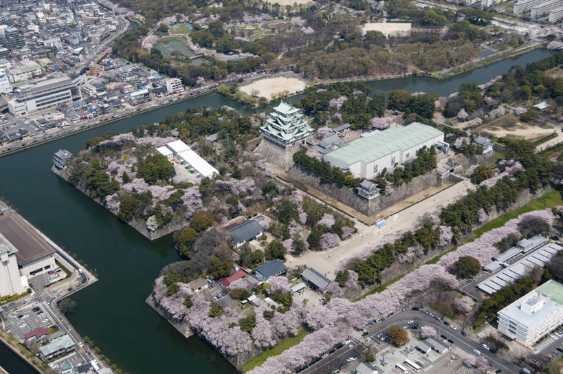 无人,家,横图,俯视,航拍,室外,白天,旅游,度假,河流,美景,水,植物,城市风光,城市,建筑,爱知县,名古屋,日本,亚洲,堡垒,城堡,房屋,屋子,河水,景观,水流,公寓,娱乐,建设,洋房,楼房,住宅,树,树木,绿色,自然,享受,休闲,景色,放松,生长,成长,要塞,鸟瞰,东亚,本州,本州岛,日本国,中部地方,爱知,县厅,名古屋市,设防,彩图,高角度拍摄,房子,名古屋城