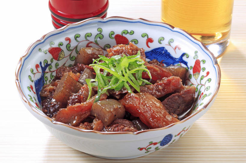 无人,横图,俯视,室内,特写,白天,烹饪,餐桌,桌子,叶子,一堆,许多,阴影,堆叠,堆积,装饰,反射,影子,陶瓷,肉,日本料理,牛肉,料理,食品,绿叶,陶瓷制品,很多,水煮牛肉,菜肴,美食,肉类,食物,一个,容器,碗,日式料理,日式,嫩叶,摄影,佳肴,影棚,单个,餐台,储藏,堆,华丽,修饰,点缀,配菜,储存,肉食,衬托,美观,雅致,雅观,叶,叶片,彩图,高角度拍摄,影棚拍摄,拍摄,贮存