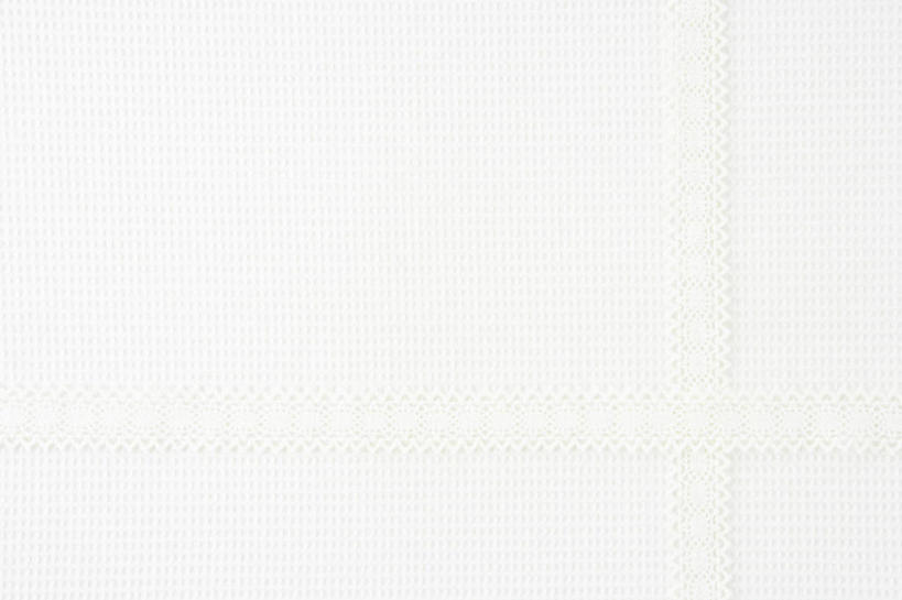 无人,横图,俯视,室内,特写,白天,白色背景,静物,纺织品,阴影,反射,布,影子,蕾丝,织物,白色,摄影,影棚,布匹,卫生,纯真,洁净,光明,恬静,中间色,朴素,清白,彩图,高角度拍摄,影棚拍摄,拍摄,镂空织物