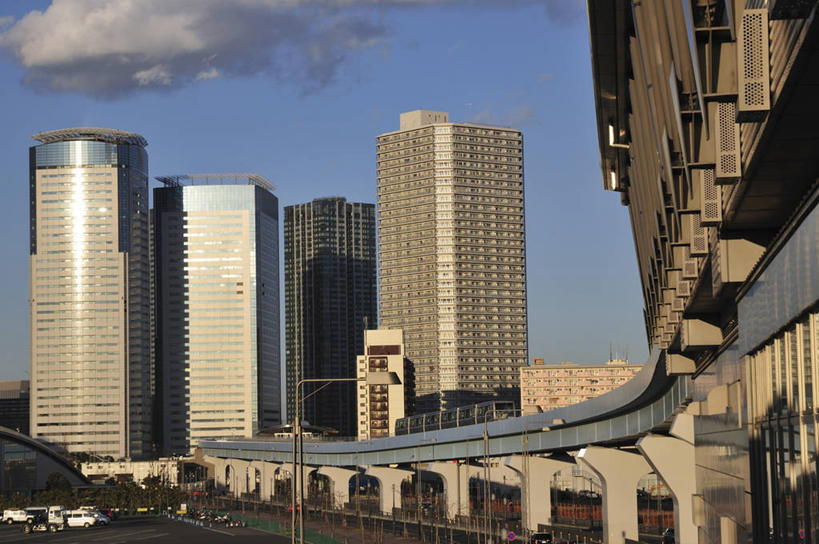 无人,高楼大厦,横图,室外,白天,正面,度假,美景,植物,城市风光,城市,大厦,建筑,摩天大楼,火车,东京,日本,亚洲,阴影,光线,影子,景观,云,云朵,江东区,云彩,娱乐,建设,车,树,树木,蓝色,绿色,白云,蓝天,天空,阳光,自然,交通工具,天,享受,休闲,景色,放松,生长,晴朗,成长,载具,东亚,本州,关东地方,本州岛,日本国,东京都,晴空,彩图,大楼,高层建筑,高楼,摩天楼,丰洲