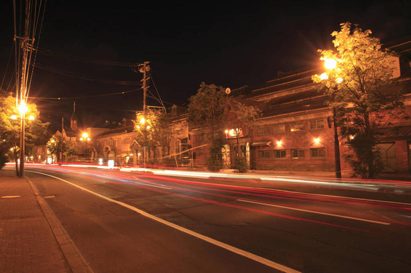 无人,家,横图,室外,夜晚,正面,长时间曝光,度假,美景,城市风光,城市,道路,路,路灯,公路,汽车,照明,北海道,日本,亚洲,阴影,朦胧,模糊,光线,影子,房屋,屋子,景观,公寓,灯光,分界线,停车线,交通,娱乐,洋房,楼房,住宅,车,灯,交通工具,轿车,享受,休闲,景色,放松,车行道,车行道分界线,照亮,照明设备,载具,标线,曝光,东亚,车行线,日本国,北海道地方,北海道岛,小樽市,小樽,马路,彩图,房子