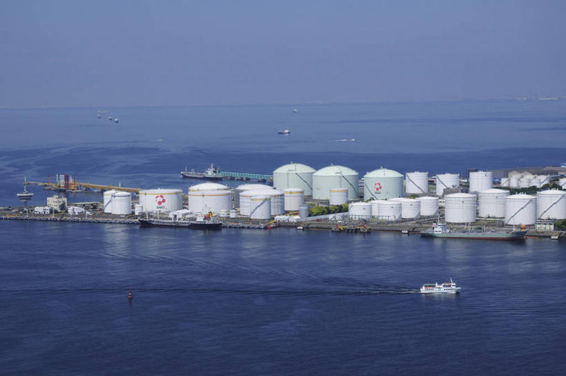 无人,工厂,横图,室外,白天,正面,度假,海浪,海洋,美景,城市风光,城市,船,日本,亚洲,一艘,景观,浪花,水平线,辽阔,游艇,海平线,东京湾,娱乐,蓝色,蓝天,天空,海水,容器,交通工具,天,享受,休闲,广阔,油罐,储油罐,景色,放松,晴朗,储藏,一望无际,储存,载具,海景,东亚,本州,万里无云,关东地方,本州岛,日本国,无边无际,一马平川,存油罐,贮油罐,大海,风浪,海,海水的波动,近岸浪,涌浪,晴空,晴空万里,彩图,工地,制造厂,千叶港,江户湾,水天相接,水天一线,贮存