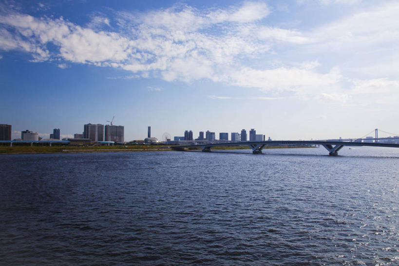 无人,高楼大厦,横图,全景,室外,白天,正面,度假,办公楼,海浪,海洋,美景,天际线,城市风光,城市,大桥,大厦,建筑,立交桥,摩天大楼,桥梁,写字楼,东京,日本,亚洲,阴影,光线,影子,景观,浪花,云,云朵,高架,斜拉桥,桥,江东区,云彩,娱乐,蓝色,白云,蓝天,天空,阳光,海水,楼宇,天,享受,休闲,商务楼,景色,放松,晴朗,海景,东亚,本州,关东地方,本州岛,日本国,东京都,大海,风浪,海,海水的波动,近岸浪,涌浪,晴空,彩图,大楼,高层建筑,高楼,摩天楼,丰洲,丰洲大桥