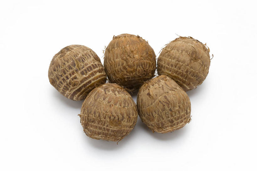 无人,横图,俯视,室内,特写,白天,白色背景,餐桌,桌子,蔬菜,五个,许多,阴影,新鲜,反射,影子,芋头,食品,褐色,食物,毛芋,毛芋头,芋奶,摄影,有机食品,绿色食品,影棚,餐台,青芋,芋子,芋艿,彩图,高角度拍摄,影棚拍摄,拍摄