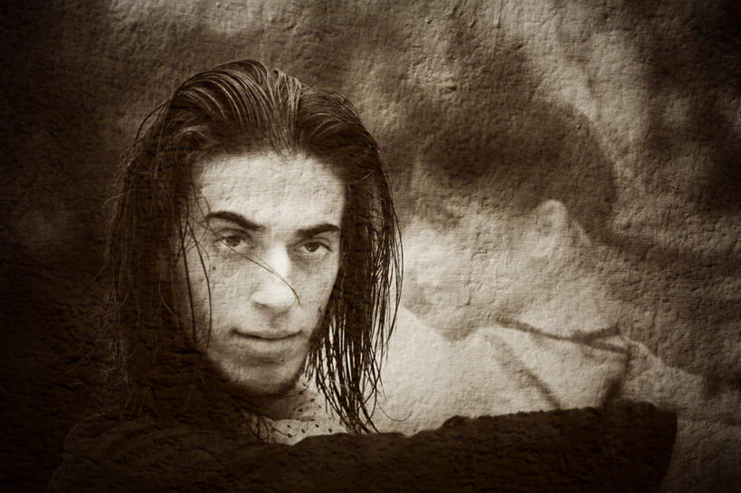 西方人,一个人,跳舞者,站,横图,室内,白天,正面,欧洲,欧洲人,仅一个男性,仅一个人,注视,漂亮,仅一个年轻男性,观察,看,站着,观看,察看,关注,男人,男性,年轻男性,白种人,舞蹈家,舞蹈演员,舞者,站立,半身,彩图,俊秀,英俊,弗拉明戈,弗拉明戈舞