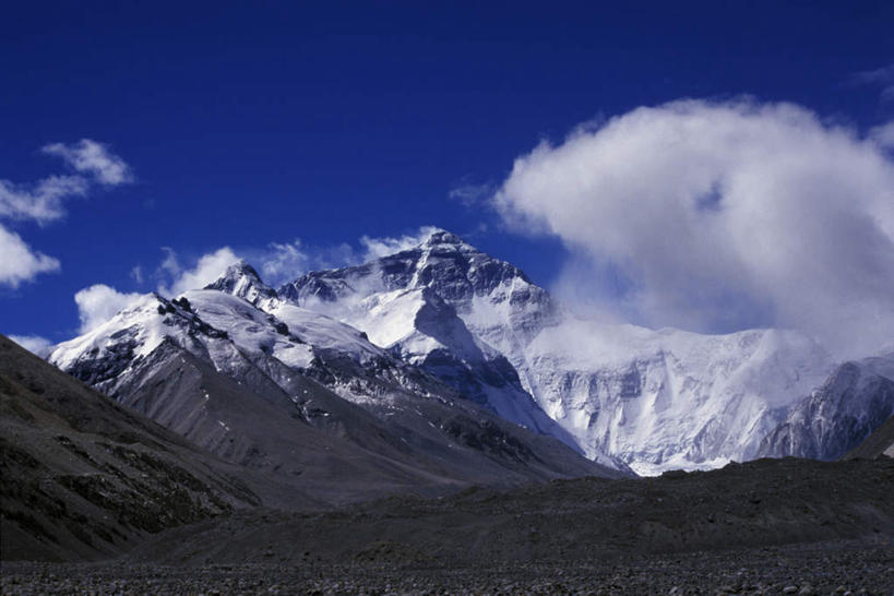 无人,横图,室外,白天,仰视,旅游,度假,美景,山,雪,雪山,大雪,中国,亚洲,阴影,光线,影子,冰,积雪,景观,山峰,雪景,云,云朵,冬季,冬天,山峦,云彩,娱乐,拉萨,西藏,蓝色,白云,蓝天,天空,阳光,自然,天,享受,休闲,景色,放松,寒冷,晴朗,冰冷,自然风光,藏,东亚,西藏自治区,首府,中华人民共和国,西南地区,严寒,冰凉,酷寒,凛冽,凛凛,极冷,拉萨市,晴空,彩图,低角度拍摄