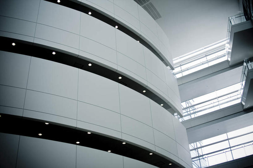 无人,高楼大厦,栏杆,横图,室内,白天,仰视,度假,美景,城市风光,城市,大厦,建筑,摩天大楼,阴影,光线,影子,墙,景观,围栏,娱乐,护栏,墙壁,墙面,阳光,享受,休闲,景色,放松,安娜堡,彩图,低角度拍摄,大楼,高层建筑,高楼,摩天楼