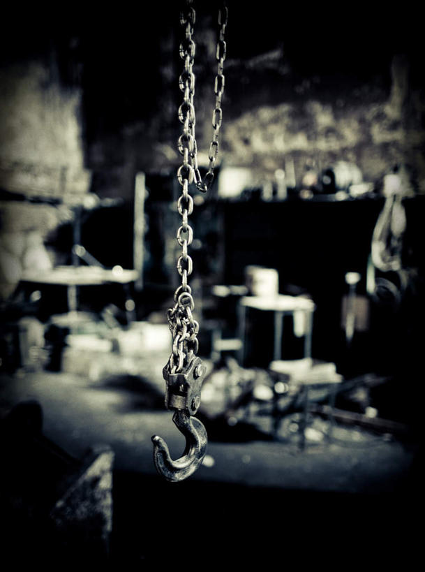 无人,工厂,竖图,室外,白天,正面,金属制品,阴影,生锈,光线,金属,影子,一个,阳光,铁链,单个,腐蚀,侵蚀,腐化,锈迹斑斑,彩图,工地,制造厂