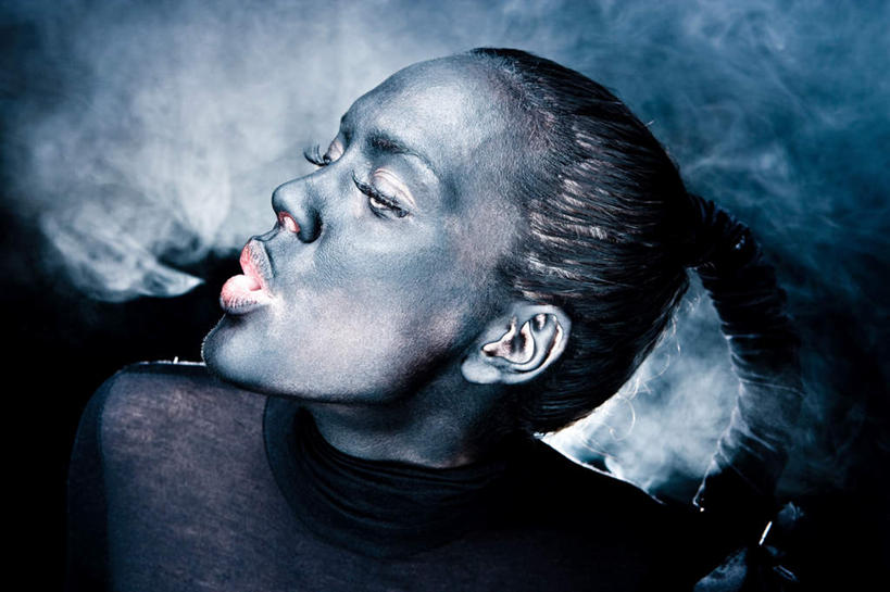 西方人,脸,头,脸颊,眼皮,一个人,模特,躺,闭眼,横图,俯视,室内,特写,白天,欧洲,欧洲人,仅一个年轻女性,仅一个女性,仅一个人,嘟嘴,撅嘴,卧着,年轻女性,女人,女性,白种人,头部,睑,脸部,脸蛋,面部,眼盖,眼睑,模特儿,闭眼睛,闭着眼,闭着眼睛,躺着,卧,半身,彩图,高角度拍摄