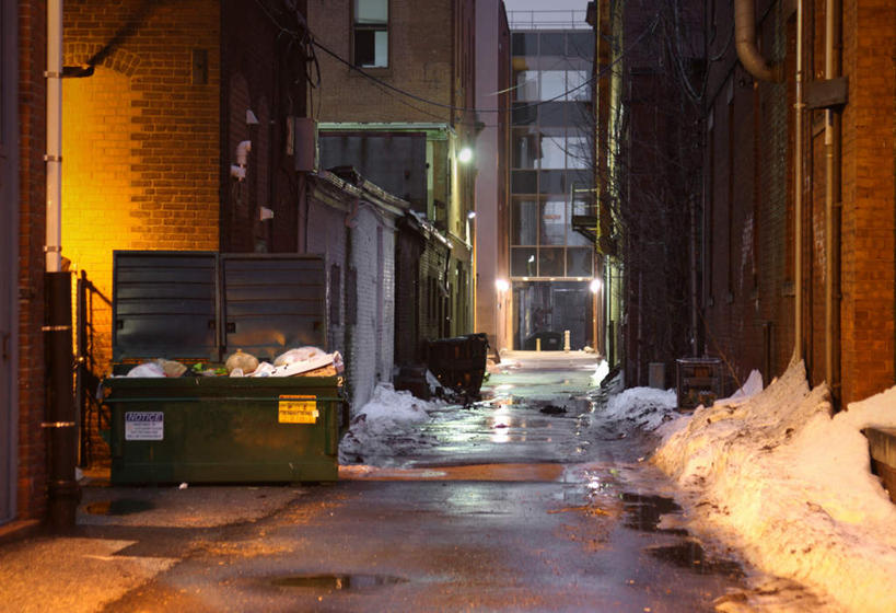 无人,家,横图,室外,白天,正面,度假,美景,日落,雪,大雪,城市风光,城市,道路,路,路灯,照明,美国,环保,房屋,屋子,积雪,景观,晚霞,霞光,雪景,冬季,冬天,落日,小路,灯光,垃圾桶,交通,娱乐,楼房,住宅,灯,黄昏,容器,享受,休闲,景色,彩霞,放松,寒冷,能源,储藏,垃圾箱,照亮,回收,资源,北美,北美洲,照明设备,储存,美洲,利用,低碳,循环,马萨诸塞州,麻州,麻省,马萨诸塞,麻塞诸塞,老殖民地,海湾之州,北亚美利加洲,亚美利加洲,严寒,持续,夕照,夕阳,彩图,房子,贮存,斜阳